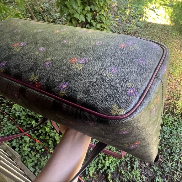 COACH Gallery Tote & Phone Wallet Set Limited Edition Country Floral Print - Picture 5 of 14